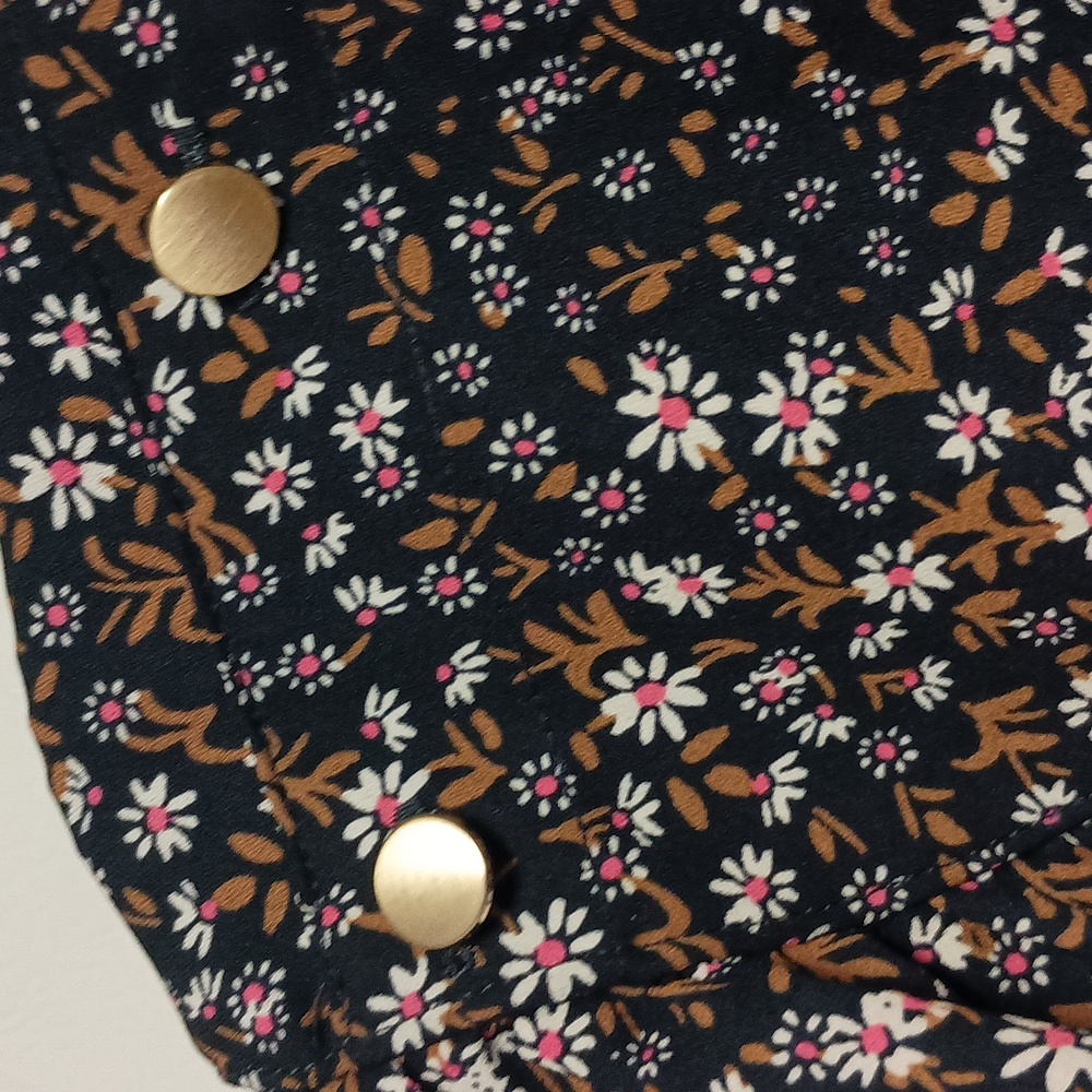 Ann Taylor Loft Beautiful Navy Blue Floral long sleeve. NEW with tags Size Large - Picture 3 of 9